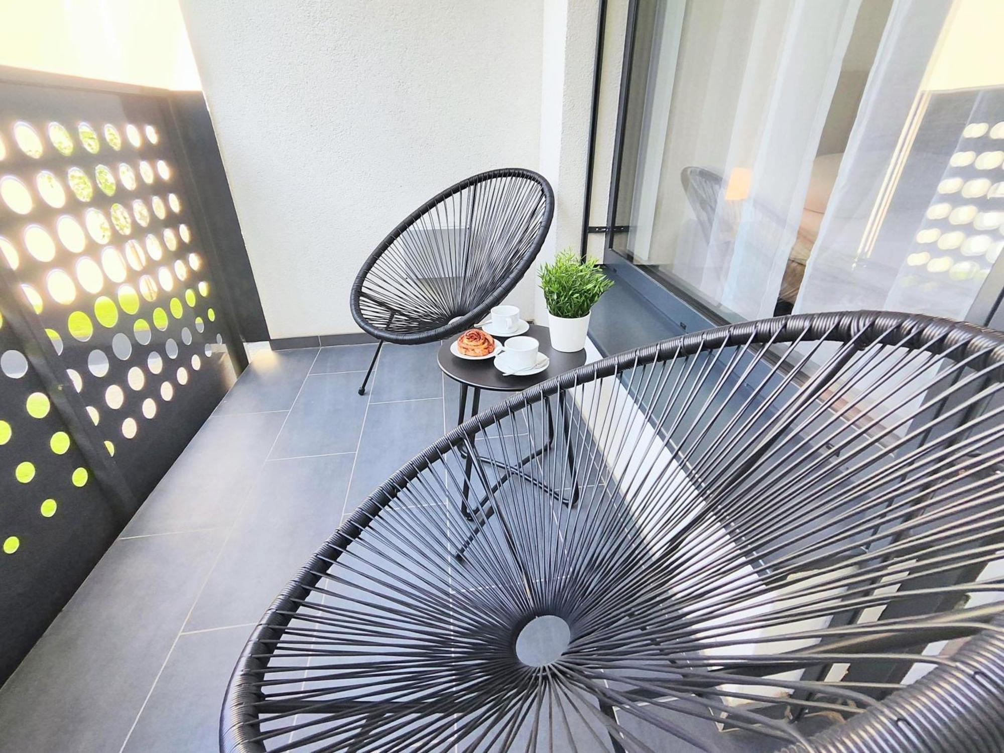 Wings - Brand New - Presidential Garden - Free Parking Lejlighed Bratislava Eksteriør billede