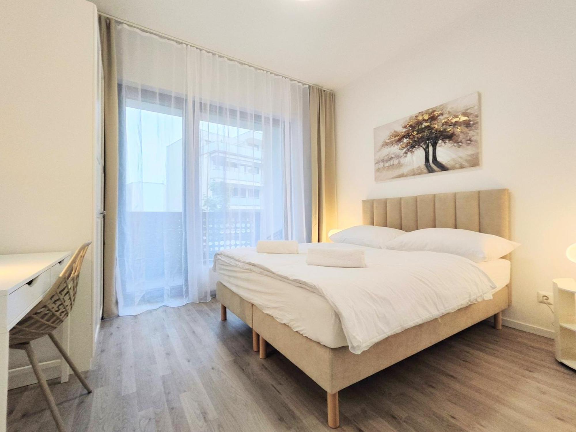 Wings - Brand New - Presidential Garden - Free Parking Lejlighed Bratislava Eksteriør billede