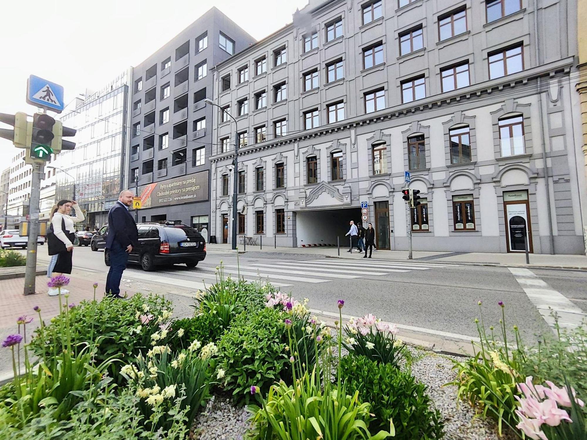 Wings - Brand New - Presidential Garden - Free Parking Lejlighed Bratislava Eksteriør billede